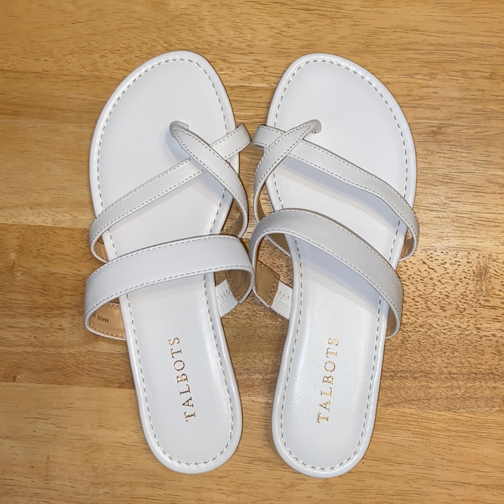NWOT Talbots White Gia Sandals with Accent Strap